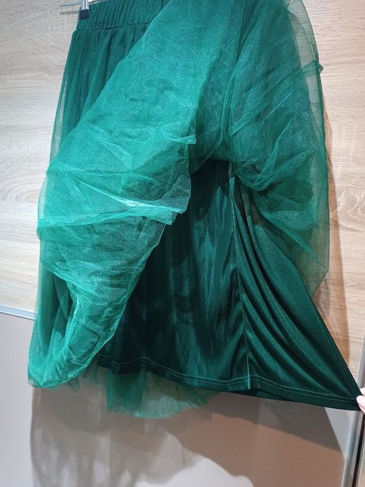 Fustă tul verde smaragd M