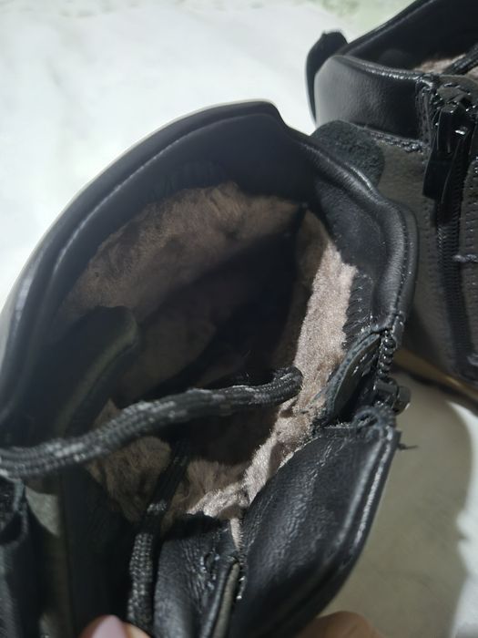 Ботинки мужские тёплые.