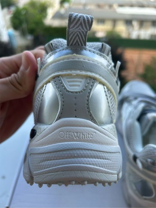 Vand Off-White Be Right Back