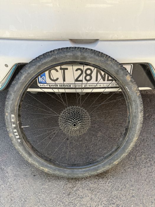 Janta roata 27.5 plus novatec si anvelopa 2.8 wtb