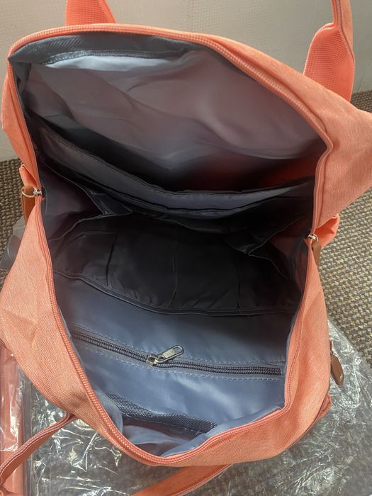 Ghiozdan pentru bebelusi