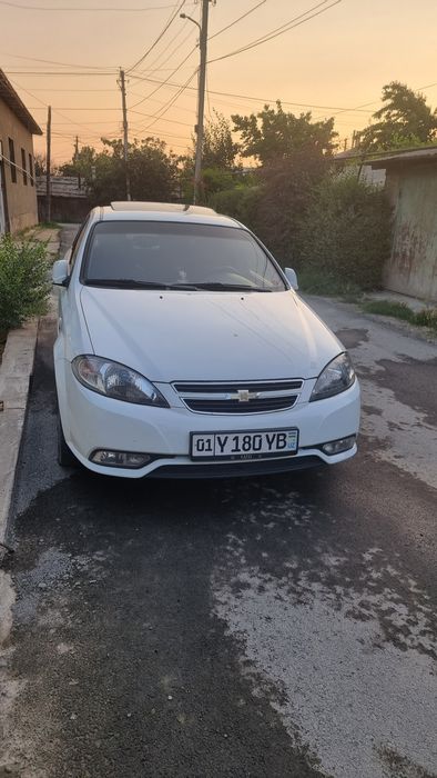 jentra  sotiladi NAXT