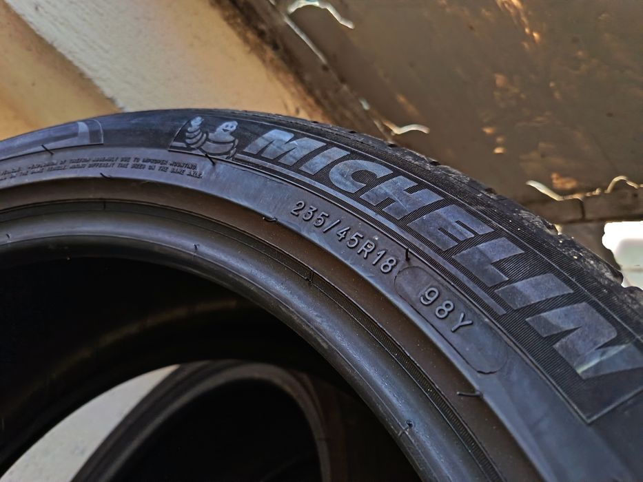 Anvelope vara 235 45 18 Michelin 2017 5mm