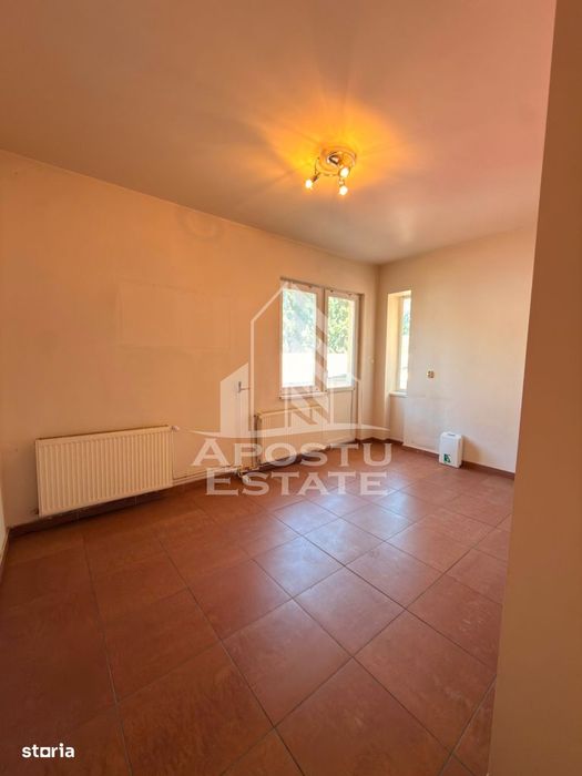 Apartament pretabil birouri, 4 incaperi, 130 mp, Central Timisoara