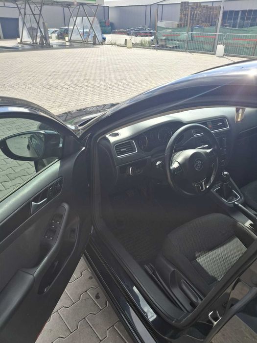 Volkswagen Jetta 1.6 TDI CR DPF Comfortline