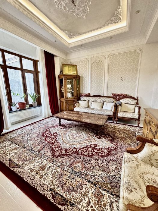 Дурмень,Евро дом,ТТЗ 5 минут,7 комнат 6 соток 430 м2,3 уровня, бассейн