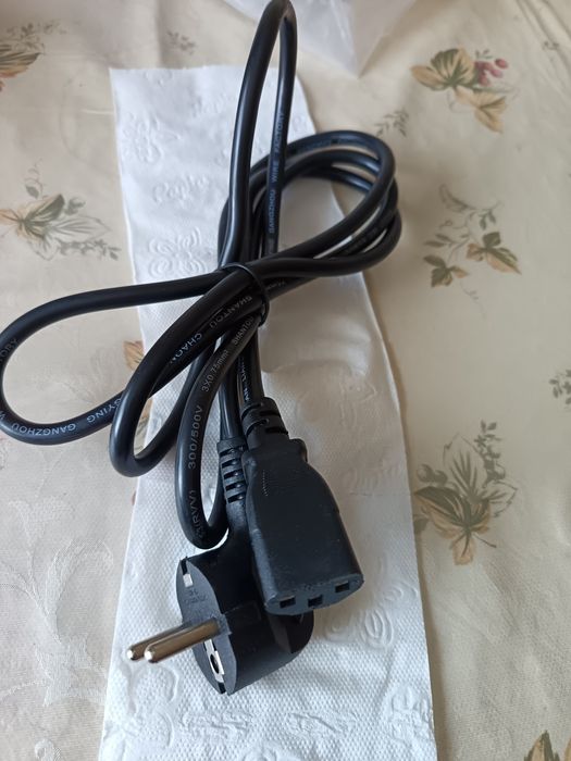 Кабель питания 1.5 м