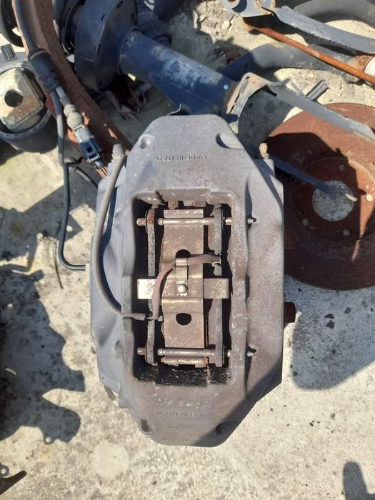 Предни спирачни апарати VW Tuareg