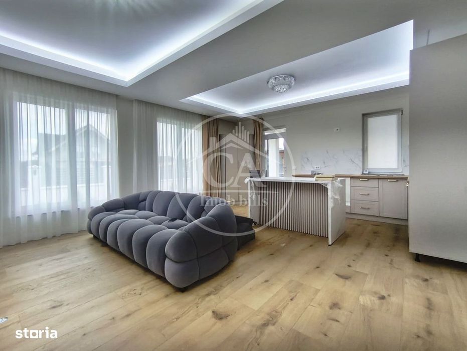 Casa de vanzare cu 4 camere si piscina in Cihei, Bihor