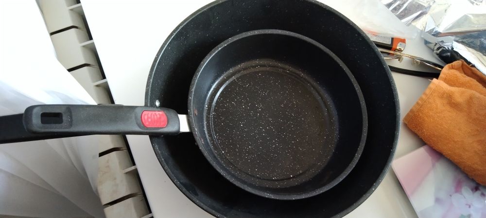Продам сковородки