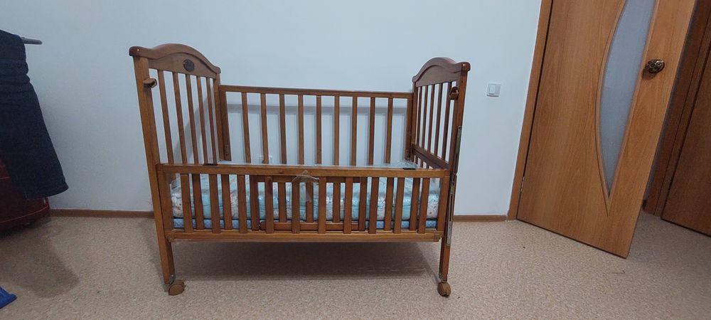 Детская кроватка даром
