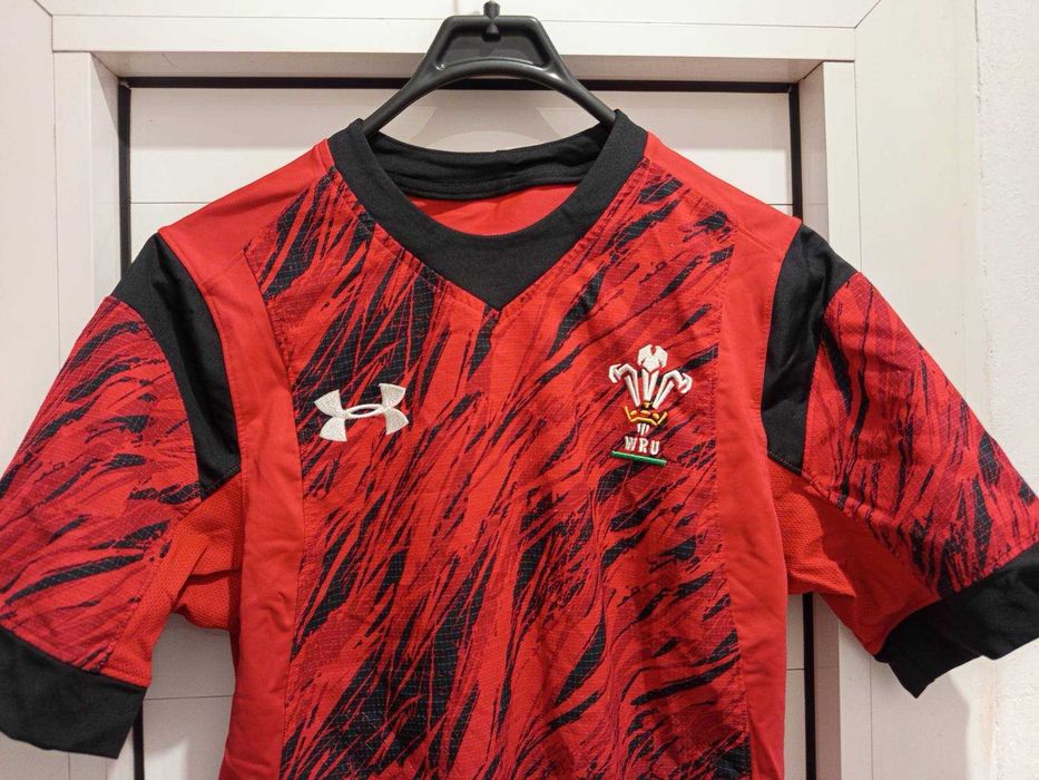 Оригинална ръгби фланелка на Уелс - under armour