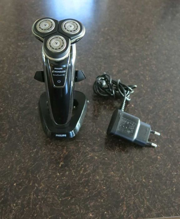 Безжична електрическа самобръсначка Philips Norelco SensoTouch 3D
