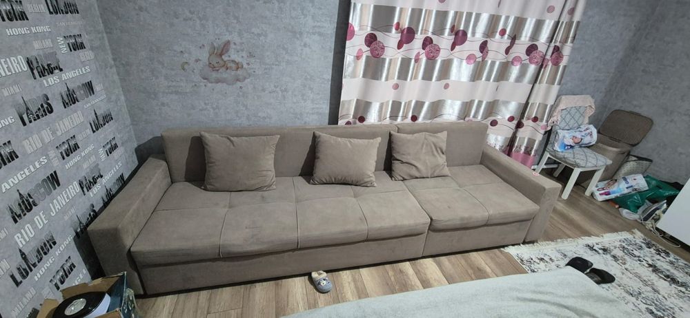 Продам диван 3,5 метра