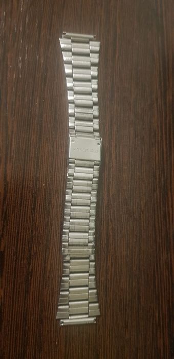 Металлический браслет