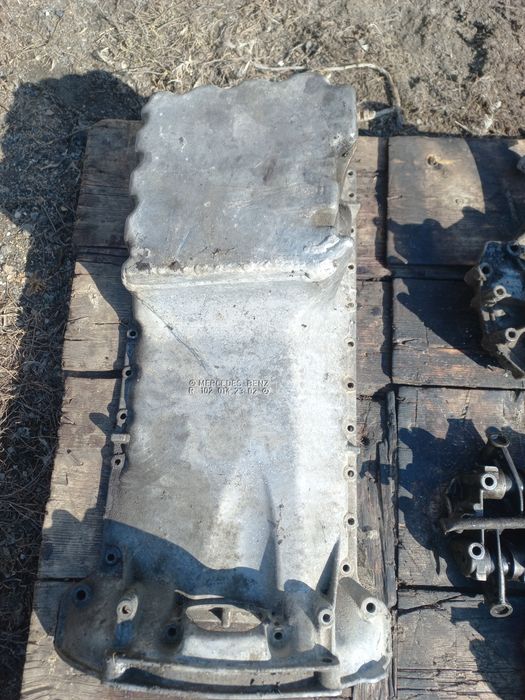 Мерседес w201 продам запчасти