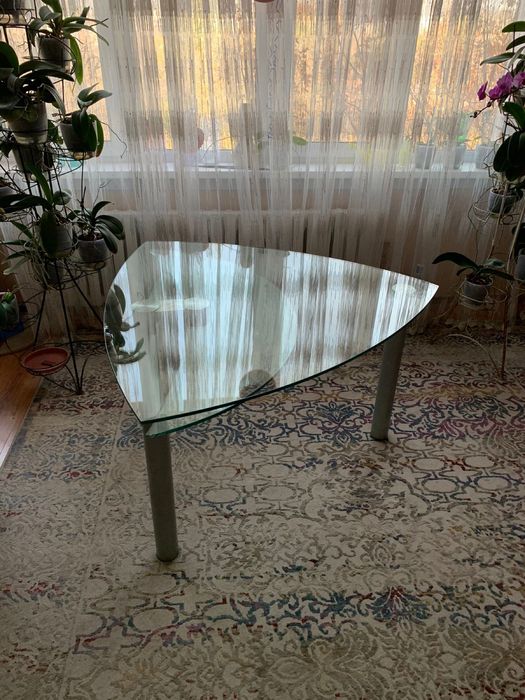 Стол стеклянный, раскладной