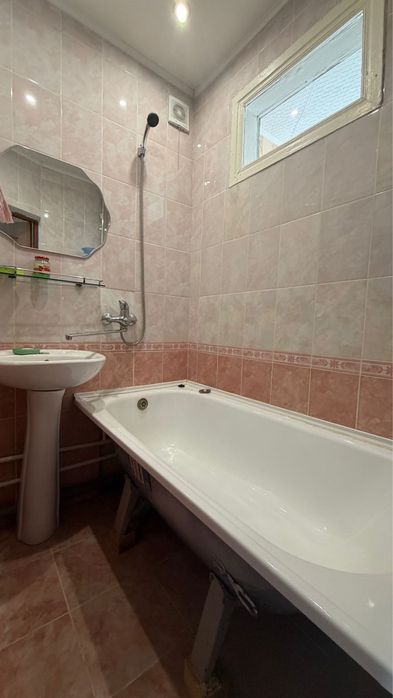 Продам 2х ком кв.Район Жазира