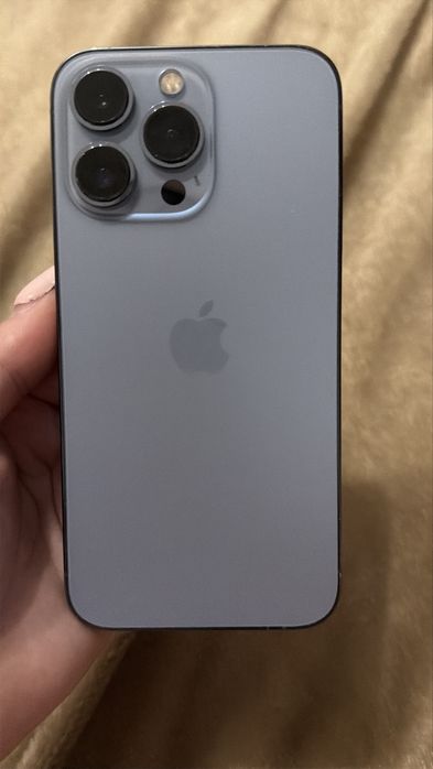 Vând iPhone 13 pro