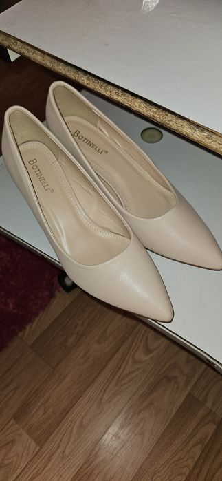 Pantofi eleganți damă