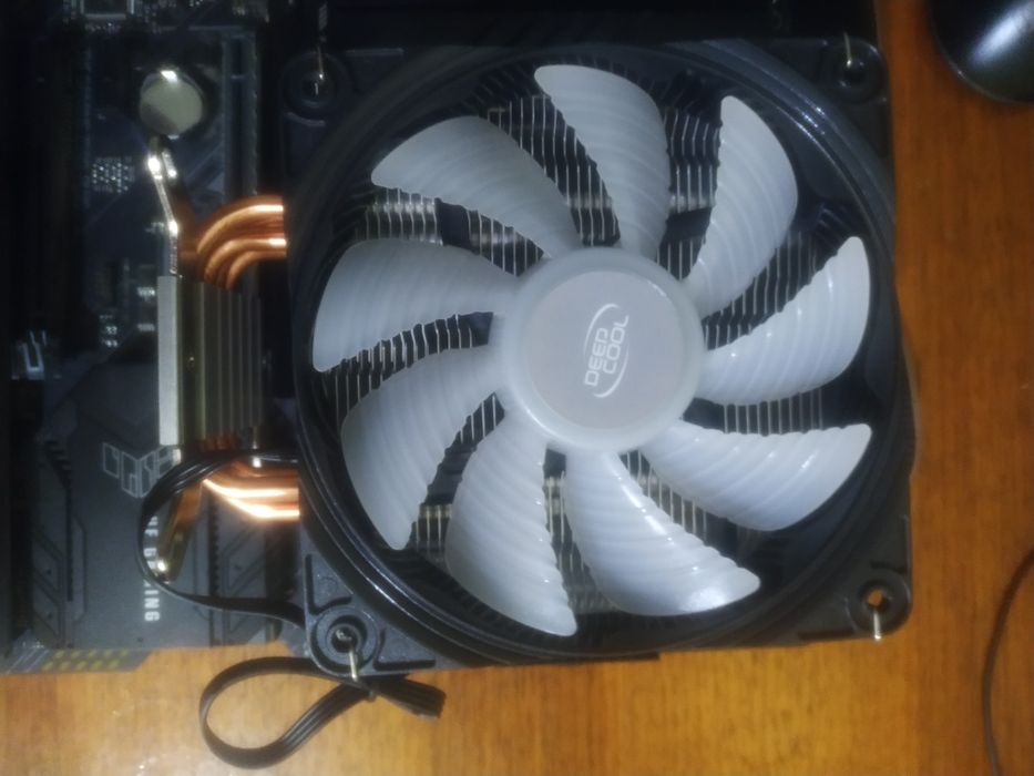 Продам материнскую плату ASUS TUF GAMING Z590