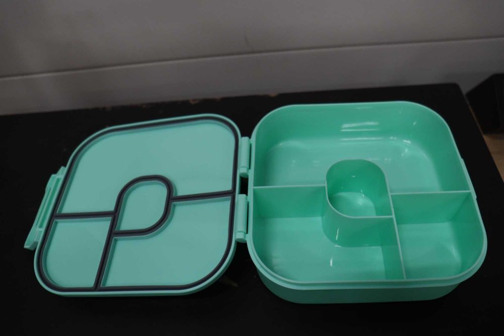 Bento Box, Кутия за обяд с 4 отделения, 800мл матирана и непропусклива