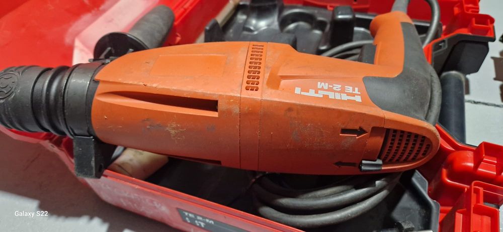 Hilti rotopercutor pe curent