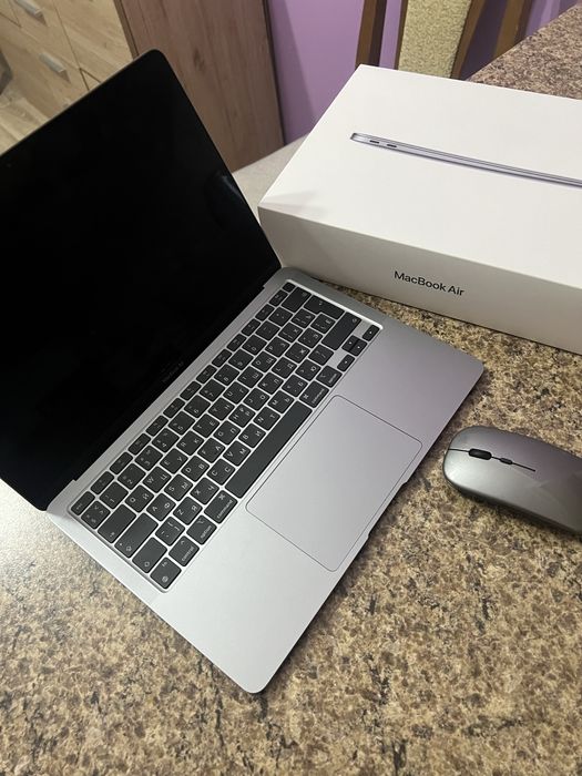 Новый Макбук Айр сатылады