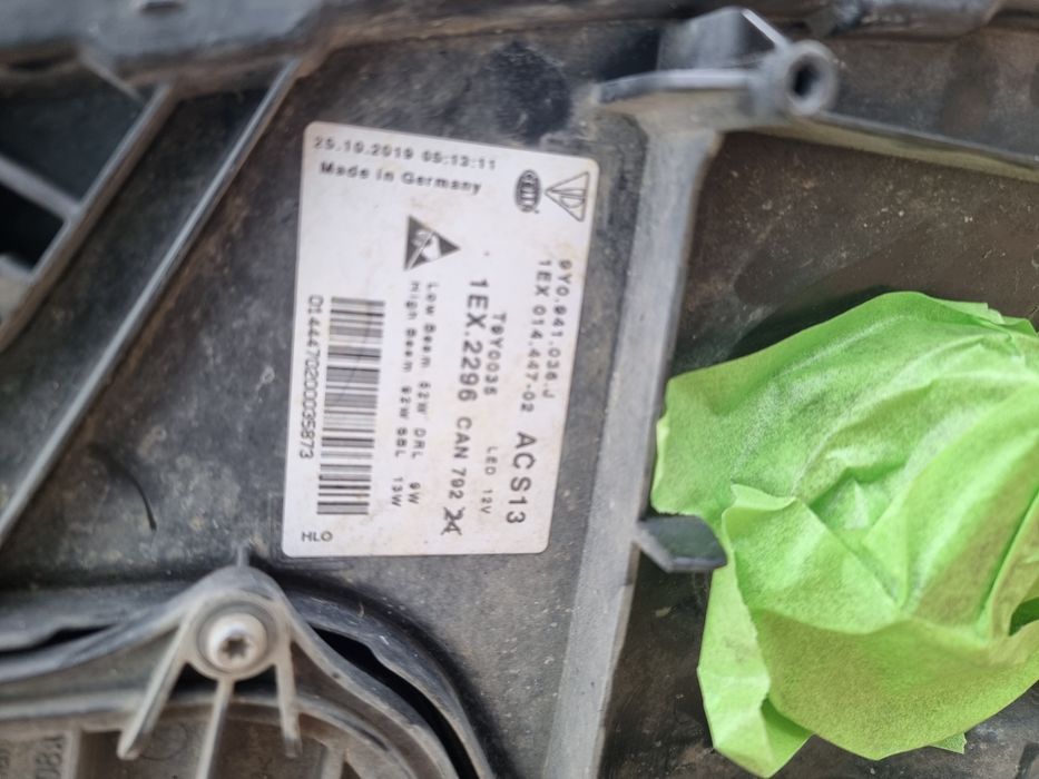 far dreapta porsche cayenne ful led matrix 2019 -> 2023 cod 9Y0941036J