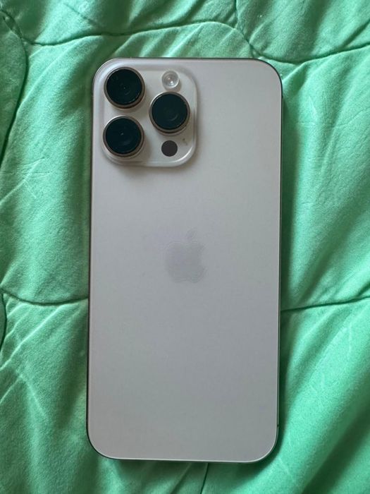 Продам iphone 16 pro max