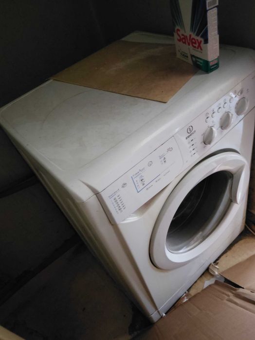 Пералня  Indesit WIL 105  5кг