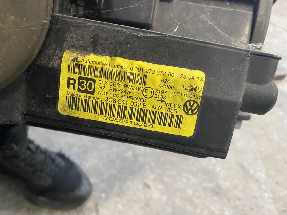 Far xenon vw passat cc facelift