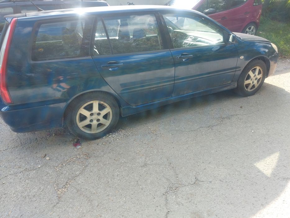 Mitsubishi Lancer 1.6 i  на части !!!