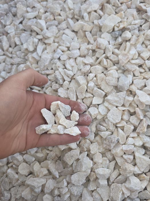 Речен камък, трошен камък,филц,земновлажен бетон, циметова замазка пяс