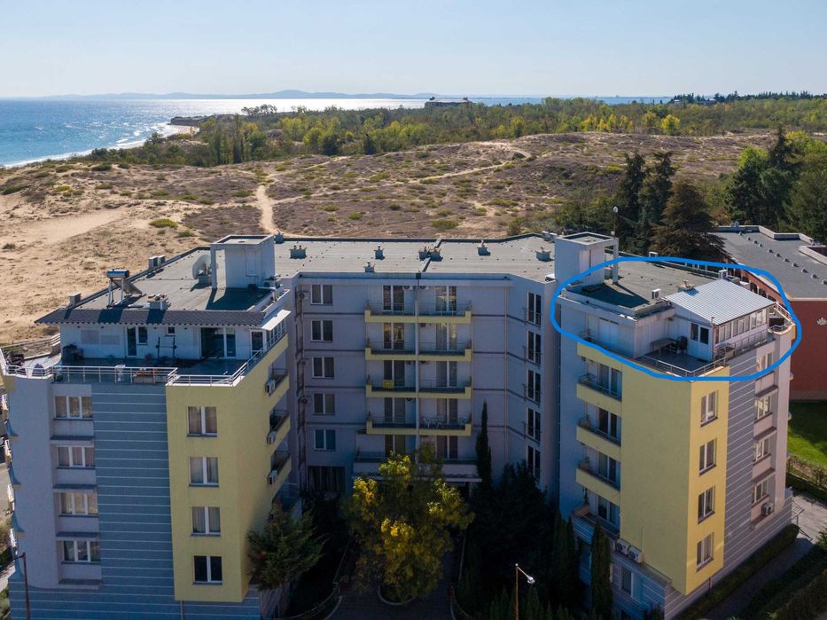 ТОП ЛОКАЦИЯ /Пентхаус на първа линия с гледка море, басейн, паркомясто