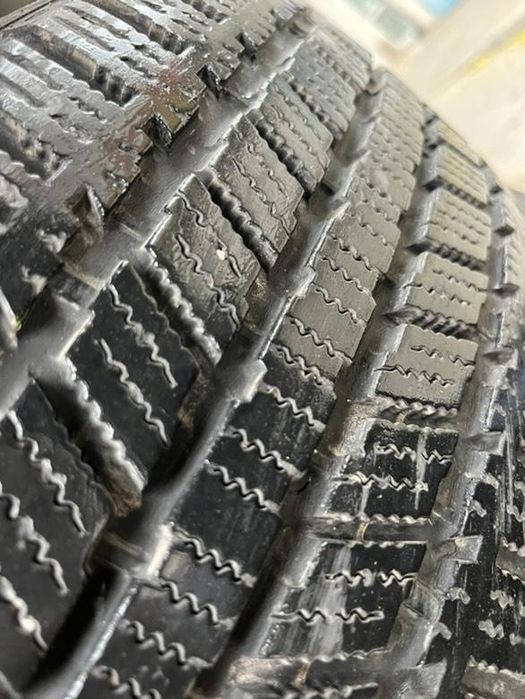 Гуми 225/65/17//