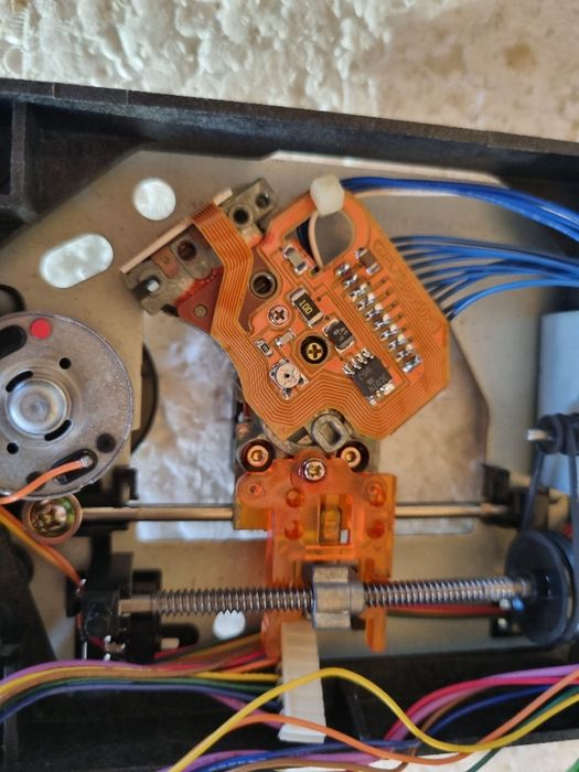 Laser Optic JVC original pt CD Player. Impecabil.