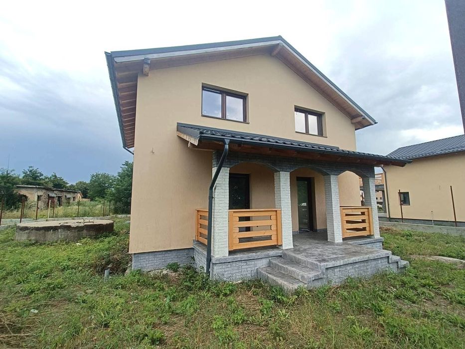 De vânzare Casă nouă in Halchiu Brașov COMISION 0%