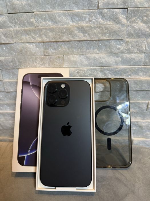 Iphone 16 Pro Max 512 gb Black Titanium Nou(20 cicluri incarcare )