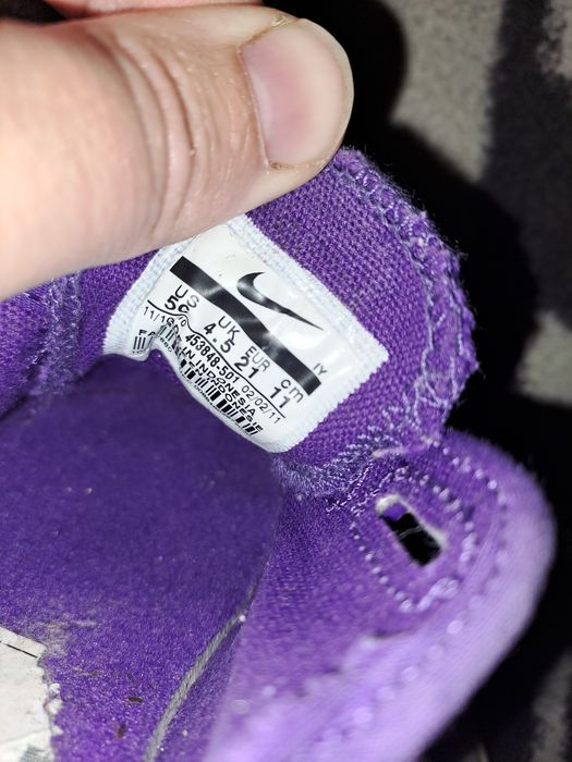 Teniși Nike bebelusi