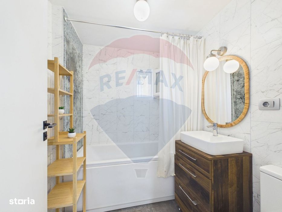 Apartament cu 3 camere de vanzare, Zona Unirii
