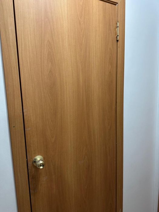 Продам б/у межкомнатные двери