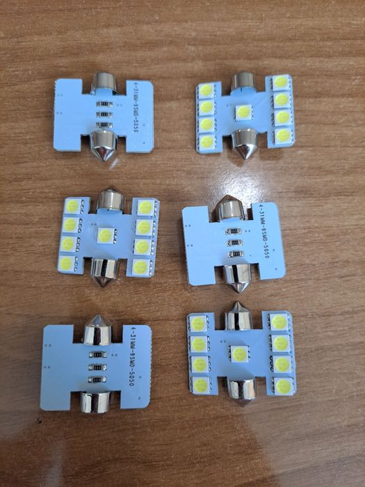 Лед крушка за заден и плафон в багажник Хонда Акорд Сивик ЦРВ Джаз ХРВ ...