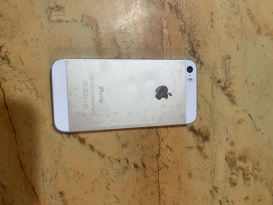 Vând 2 Telefoane IPhone