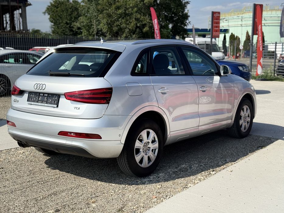 AUDI Q3 . Garantie 12 Luni
