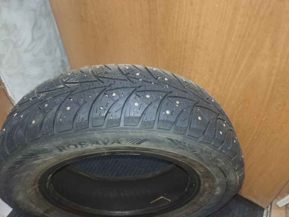 Шина зимняя 1шт.