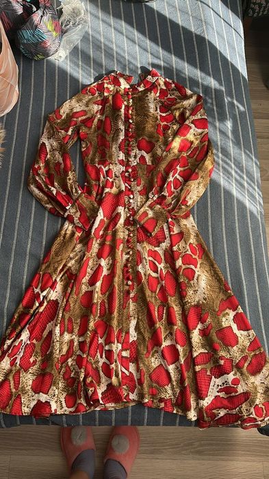 Продам платье в отличном состоянии