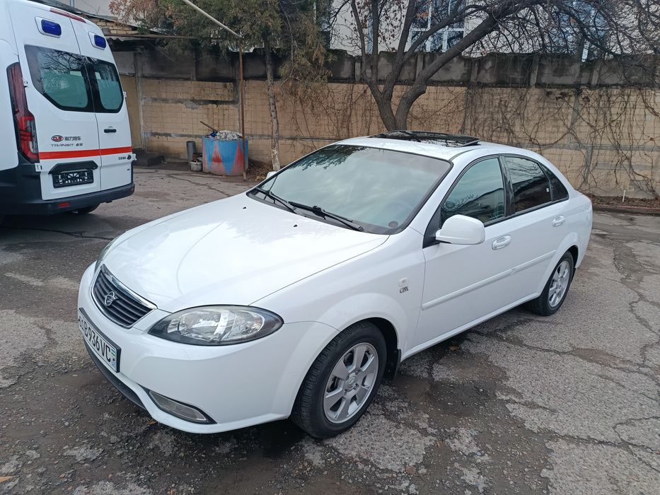 Gentra sotiladi avtomat