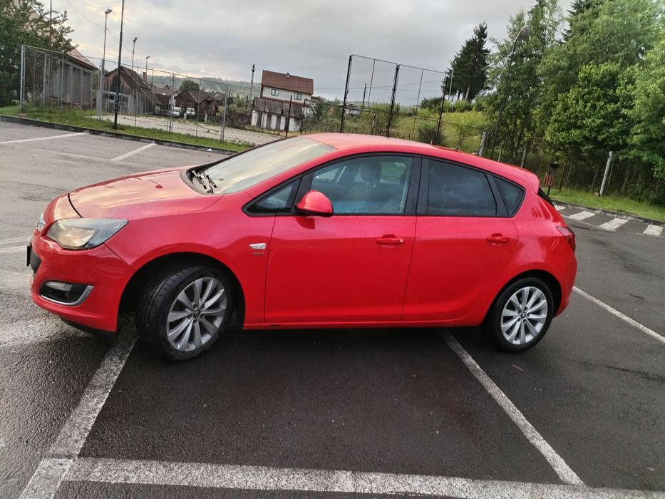 Vand sau schimb opel astra j 14 benzina turbo