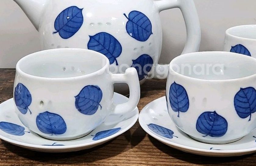 чайник и китайский чайный набор